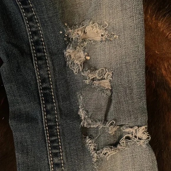 Ripped style Miss Me jeans - Picture 3 of 4